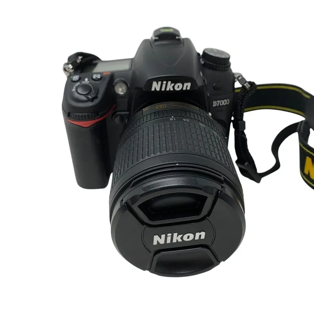 Nikon D7000 16.2 Megapixel Digital SLR Camera W/18-105mm Lens + Accessories